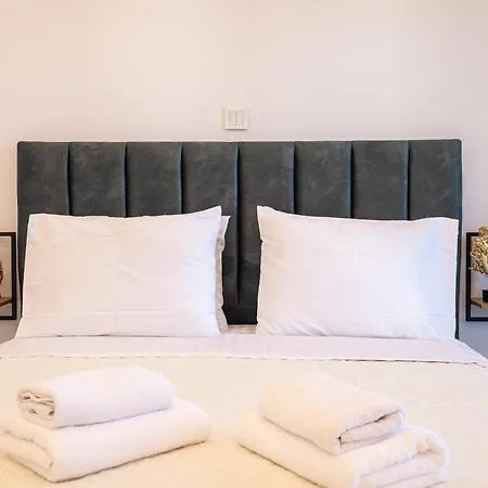 Mika's No1 Apartment